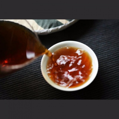 七彩云南名门普洱系列七彩香韵熟饼