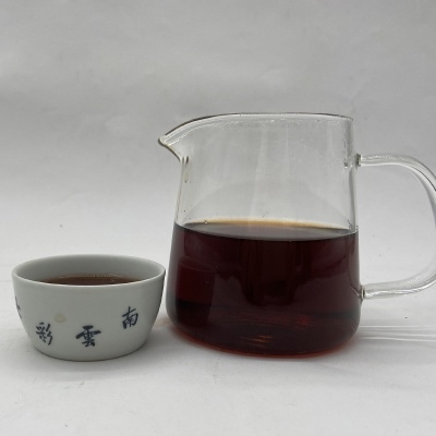 2015年七彩1988熟茶