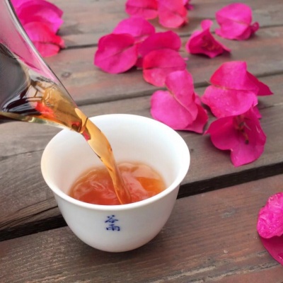 熟茶、2015年中吉熟砖