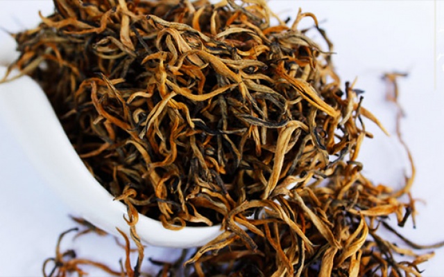 如何区别“滇红”与“古树红茶”？