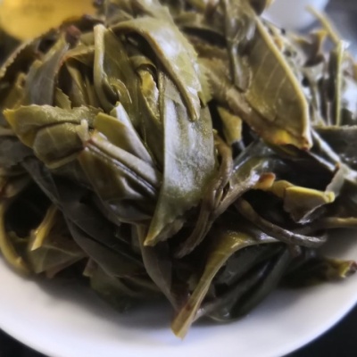 2018年春菖蒲塘古树茶