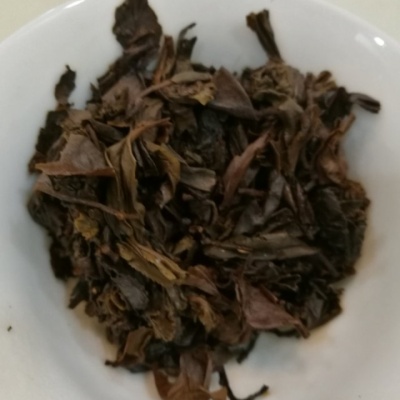 南峤茶厂班章有机茶铁饼